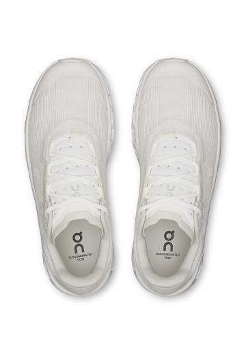 Беговые кроссовки