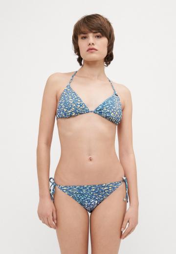Треугольное бикини