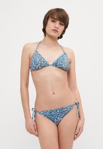 Треугольное бикини