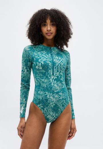 Слитный купальник