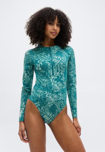 Слитный купальник