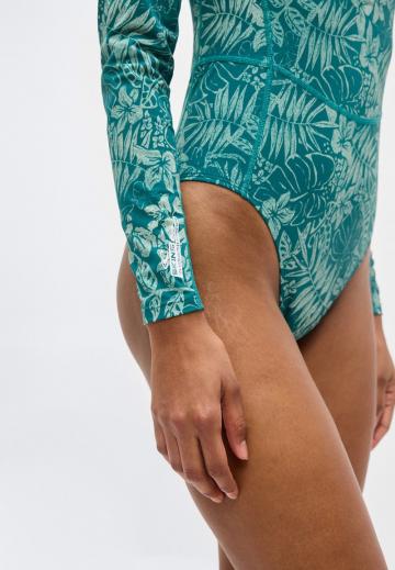 Слитный купальник