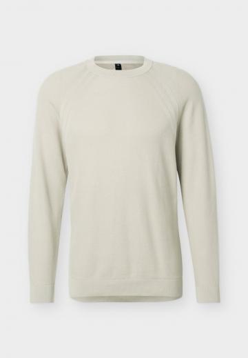 Спортивная кофта