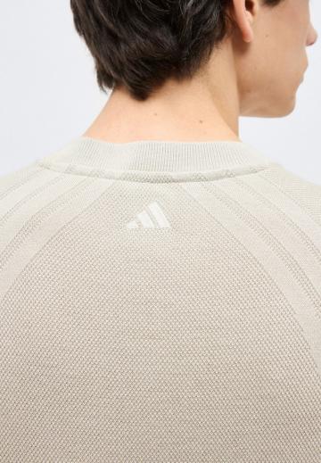 Спортивная кофта