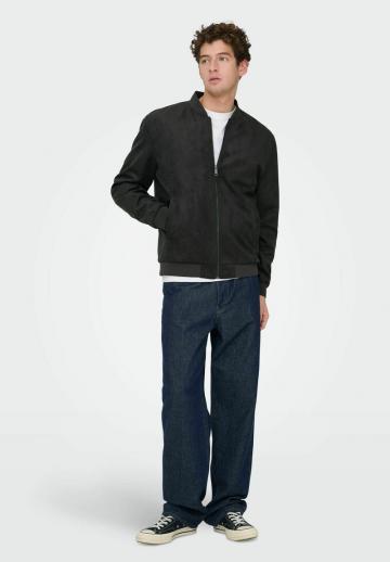 Куртка бомбер