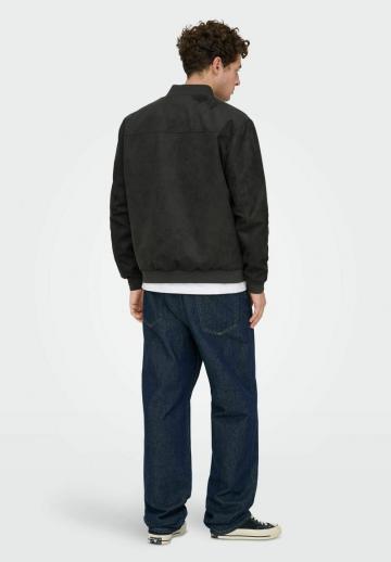 Куртка бомбер