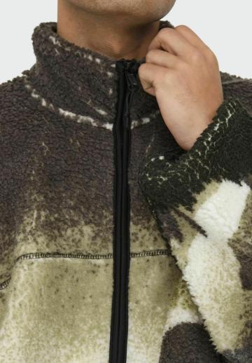 Флисовая куртка