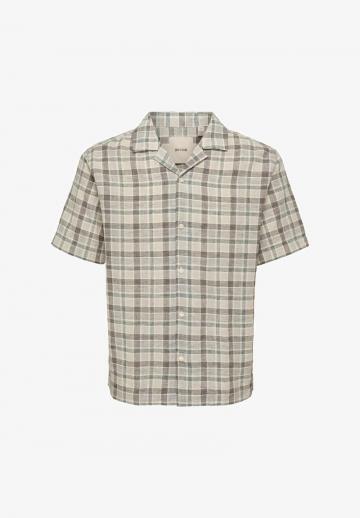 Рубашка с коротким рукавом