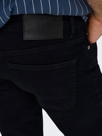 Узкие джинсы