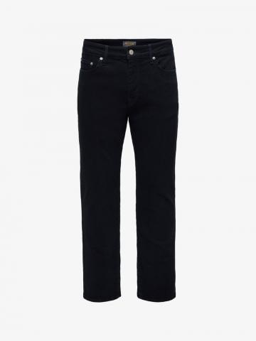 Узкие джинсы