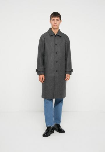 Шерстяное пальто