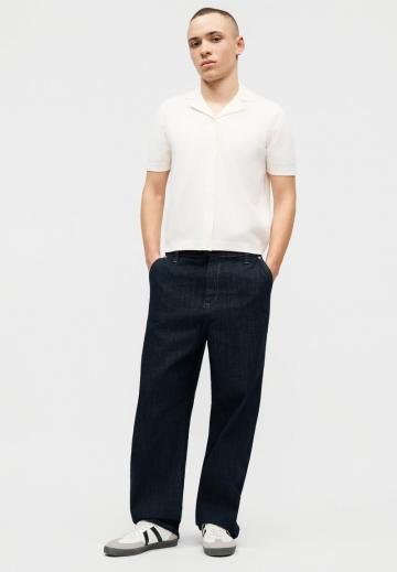 Прямые джинсы