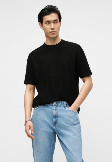 Прямые джинсы