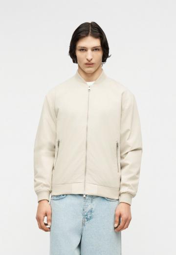 Куртка бомбер