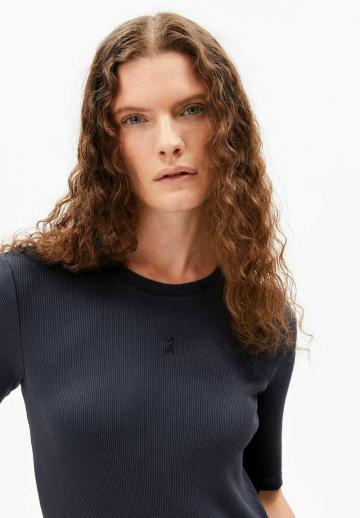 Платье футляр