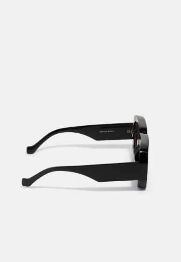 Солнечные очки