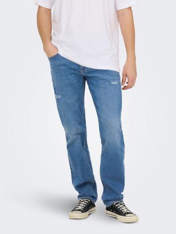 Прямые джинсы