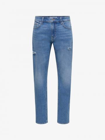 Прямые джинсы