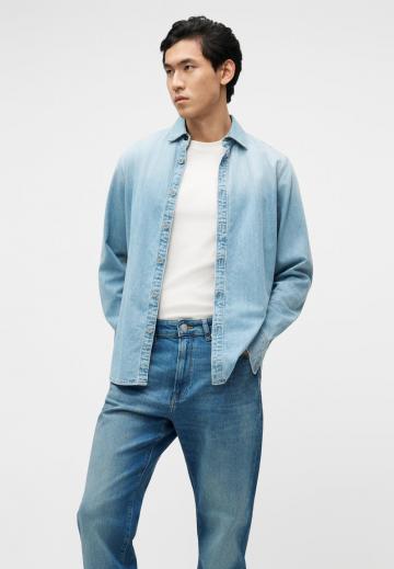 Прямые джинсы