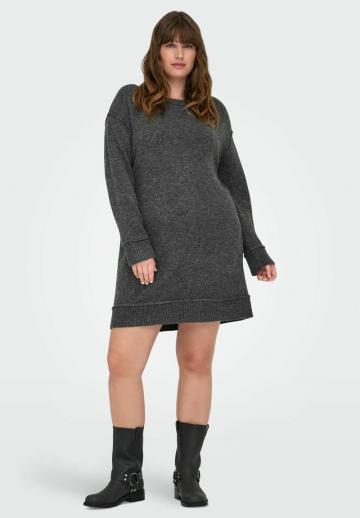 Вязаное платье