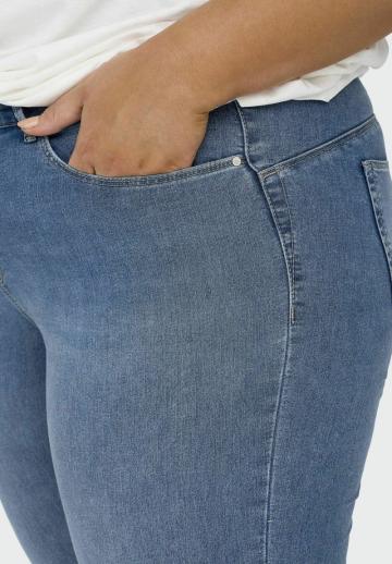 Узкие джинсы