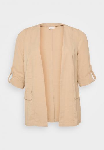 Короткое пальто