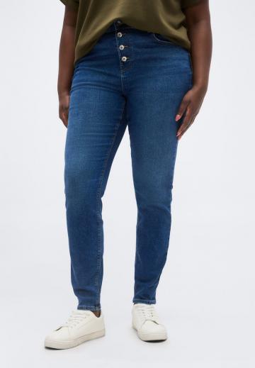 Узкие джинсы