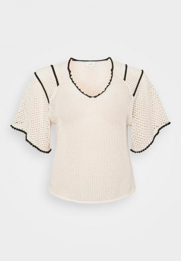 Пуловер с рукавом три четверти