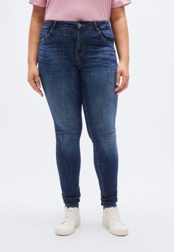 Узкие джинсы