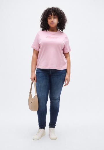 Узкие джинсы