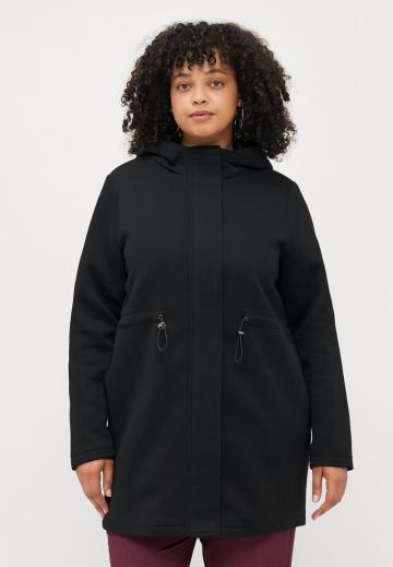 Короткое пальто