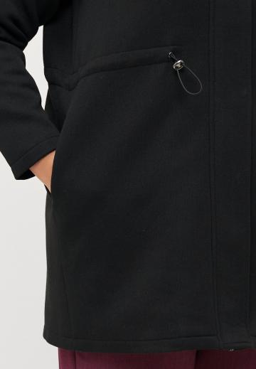 Короткое пальто