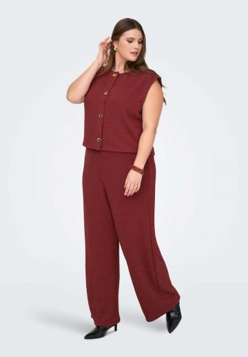 Вязаный жилет