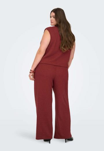 Вязаный жилет