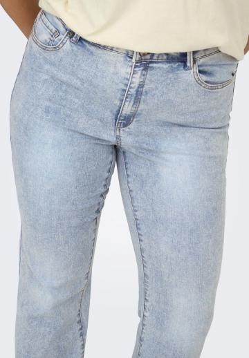 Клешеные джинсы