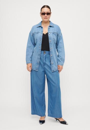 Короткое пальто