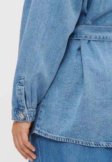 Короткое пальто