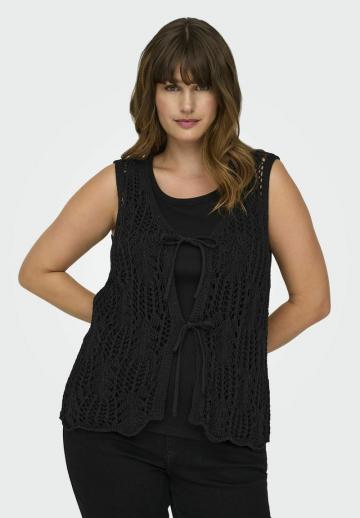 Вязаный жилет