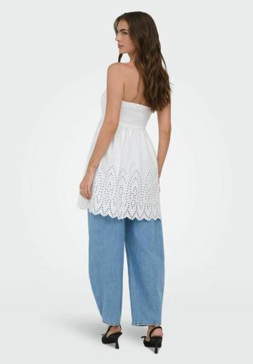 Платье без бретелек