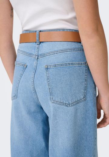 Свободные джинсы