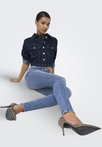 Узкие джинсы