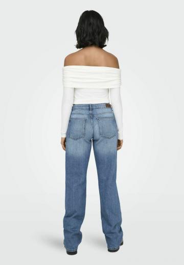 Прямые джинсы