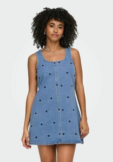 Джинсовый комбинезон