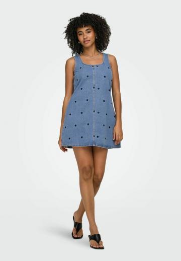 Джинсовый комбинезон