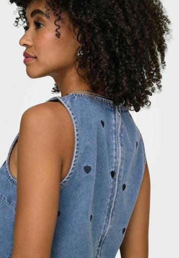 Джинсовый комбинезон