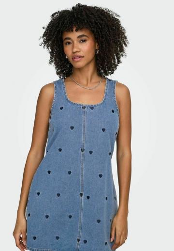 Джинсовый комбинезон