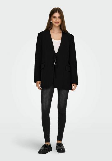 Блейзер с накладными карманами