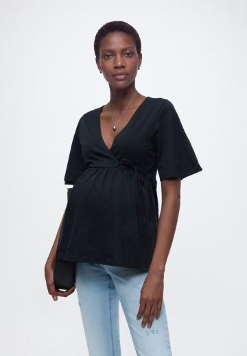 Клешеные джинсы