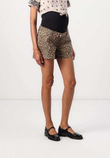 Джинсовые шорты