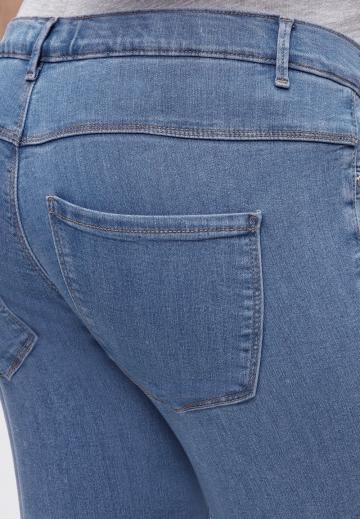 Клешеные джинсы